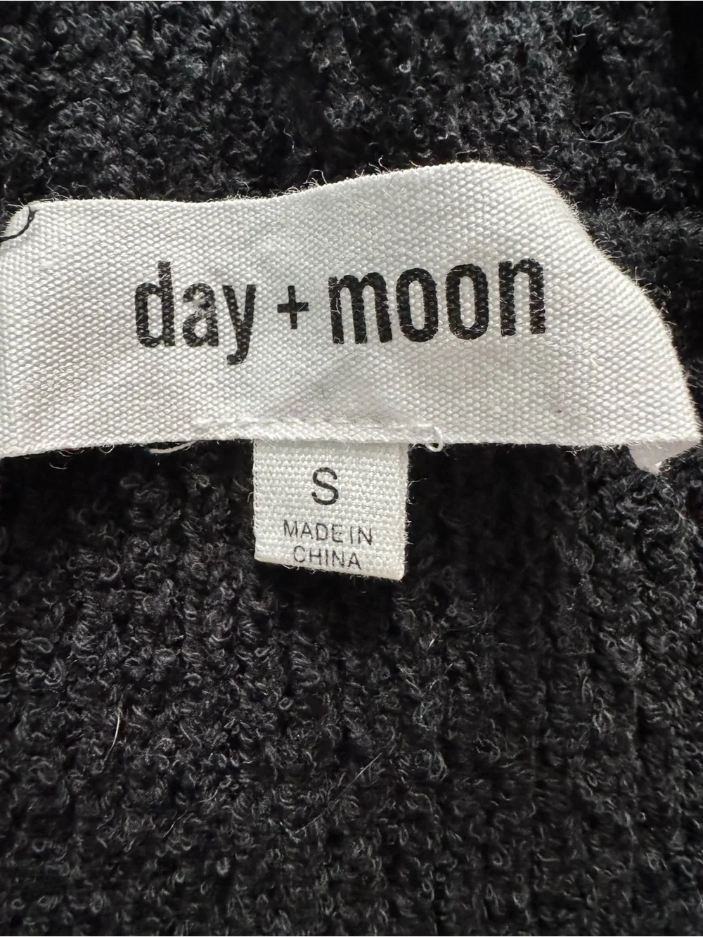 day + moon Black Cropped V-Neck Knit Tank - Picture 2 of 3